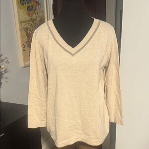 Elegant Cream V-Neck Sweater